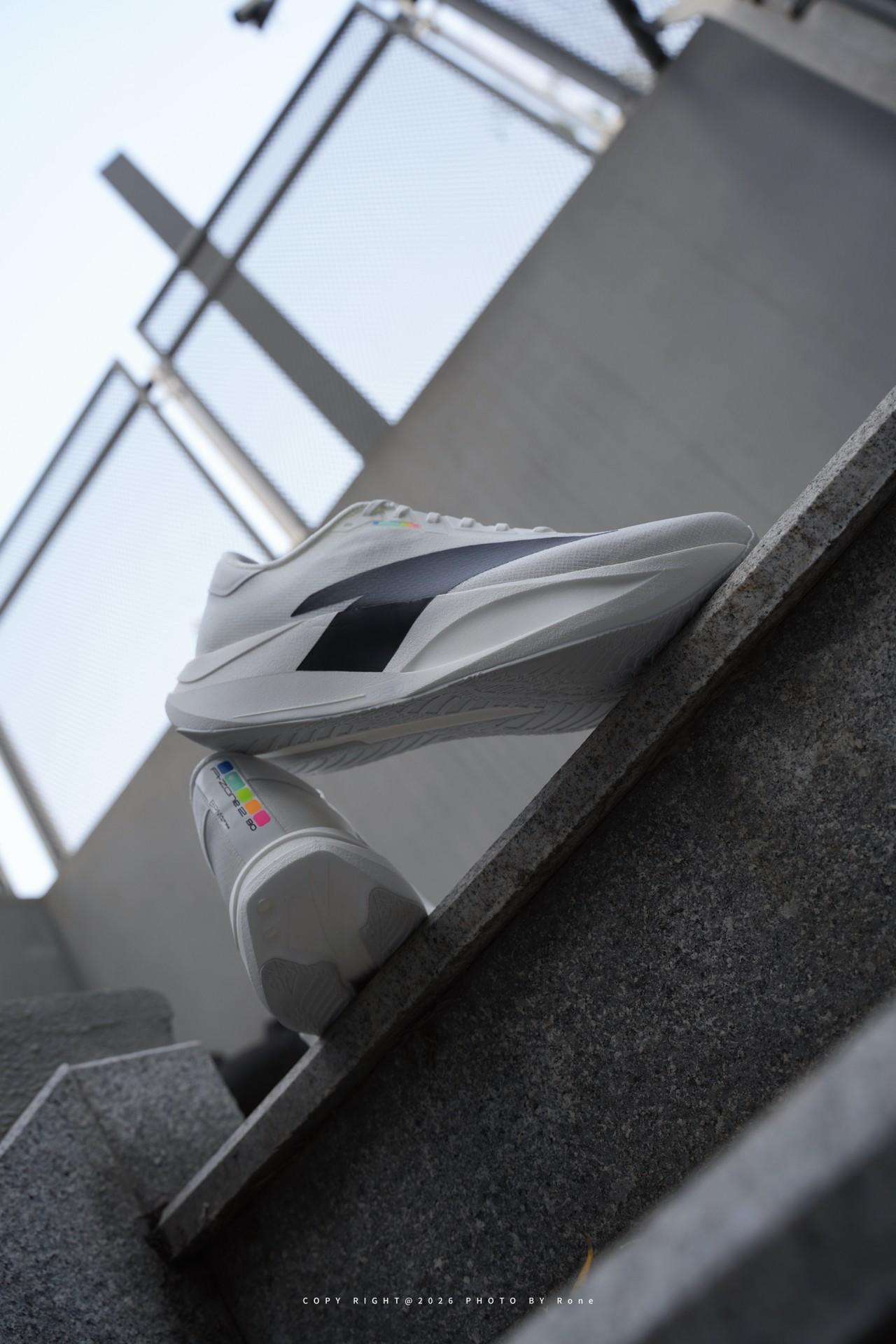 新鞋零时差|脚感轻弹,通勤慢跑两相宜